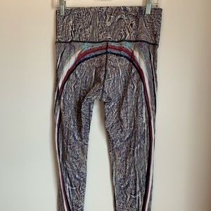 Unique Lululemon leggings!